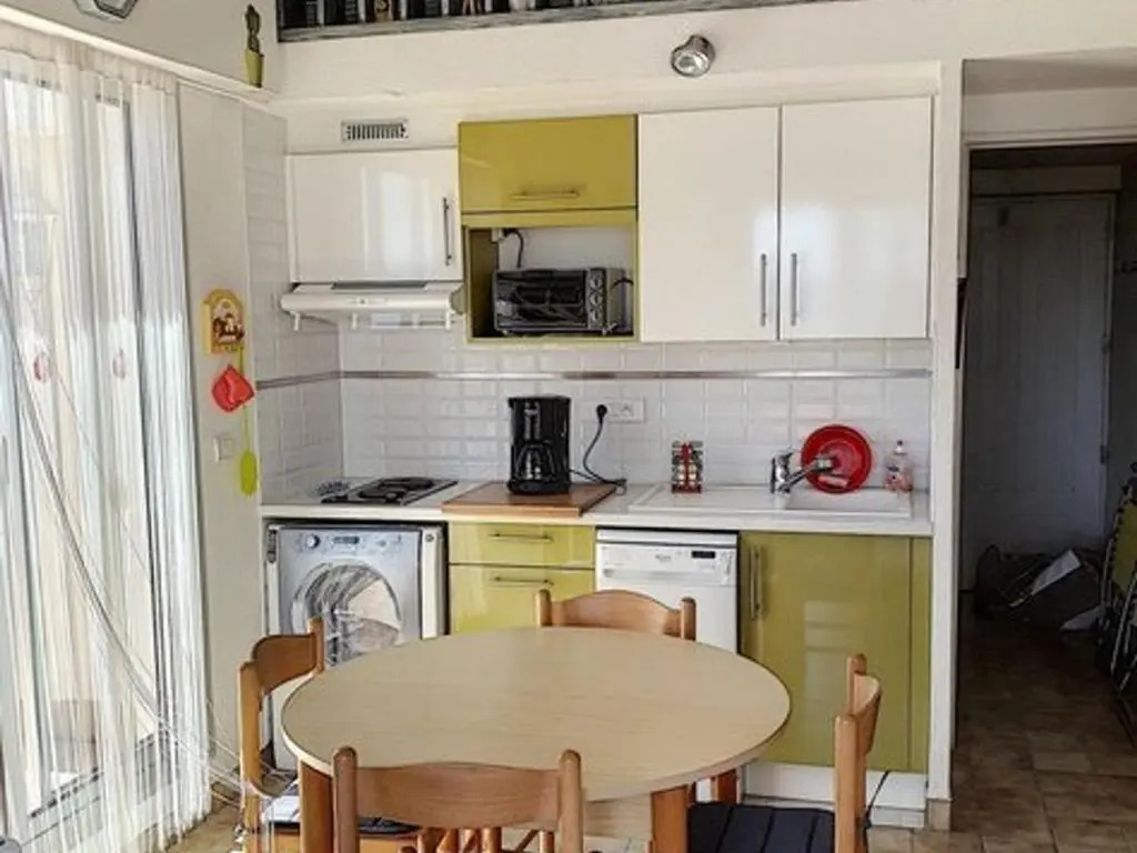 Appartement Bormes-les-Mimosas, 2 pièces, 2 personnes - FR-1-610-38