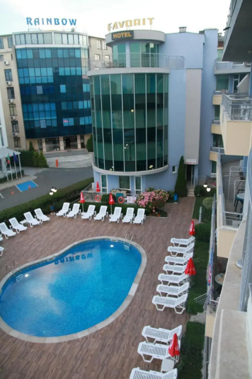 Favorit Aparthotel