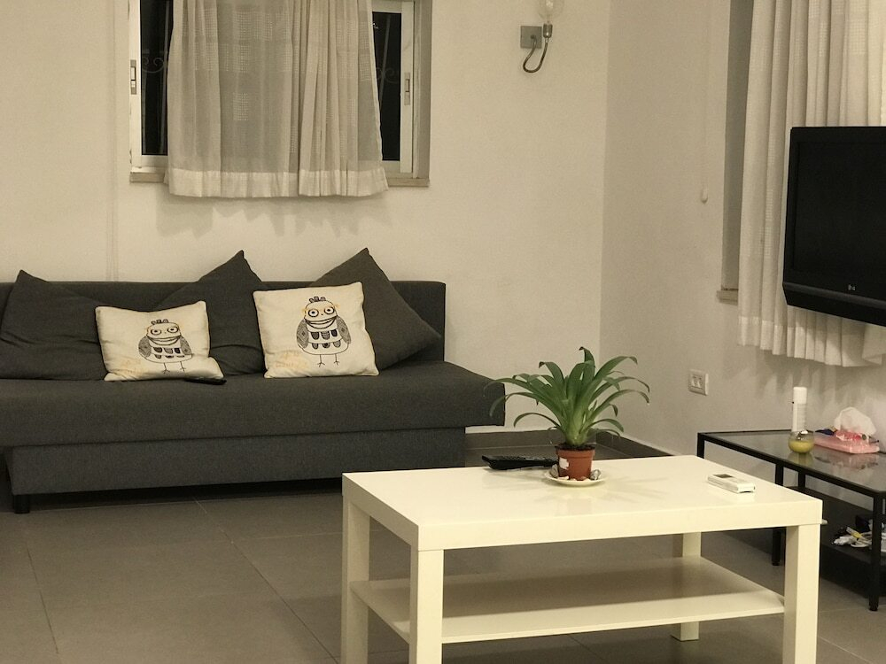Apartment Lilas | 3BR | Tel Aviv | Seaside | Ha'Rav Kook St | #TL51