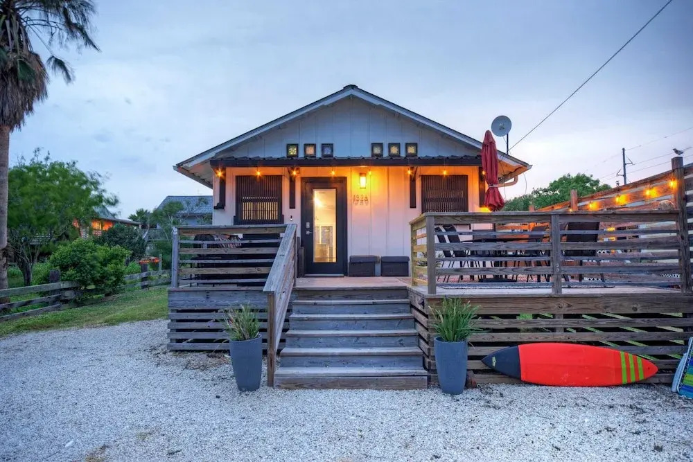 Simpatico by Avantstay Pool, Near Birding Center
