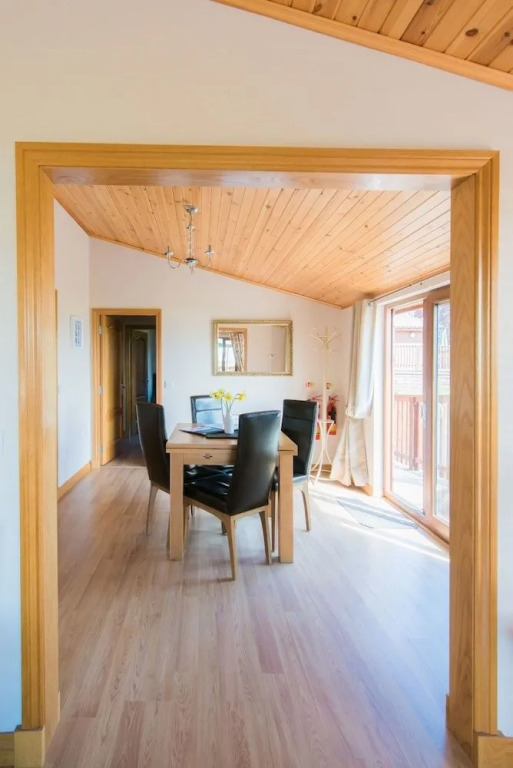 Tawny Lodge