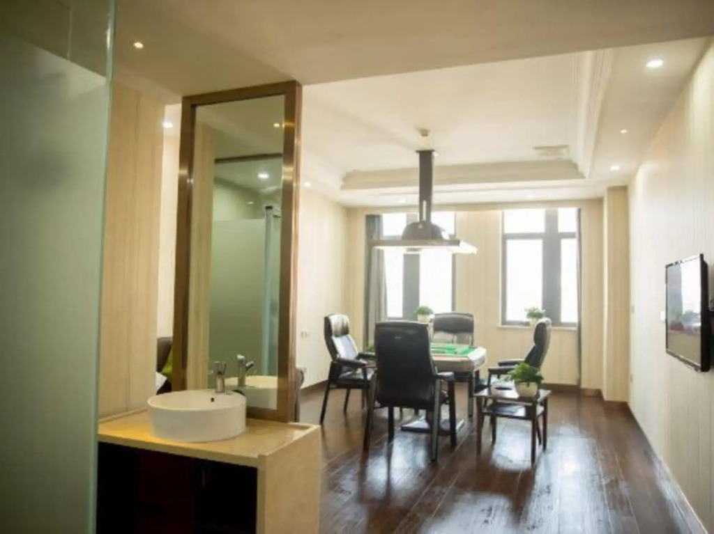 Holiday Inn Hangzhou Jinxiu (Yuhang Wanda Plaza)