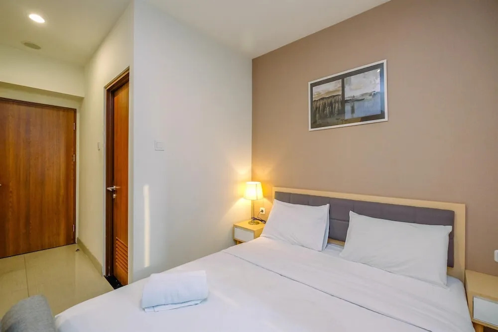 Modern and Spacious Studio with City View @ Grand Kamala Lagoon Apartment