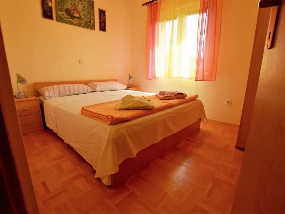 Apartments Pinka 30 M From The Sea