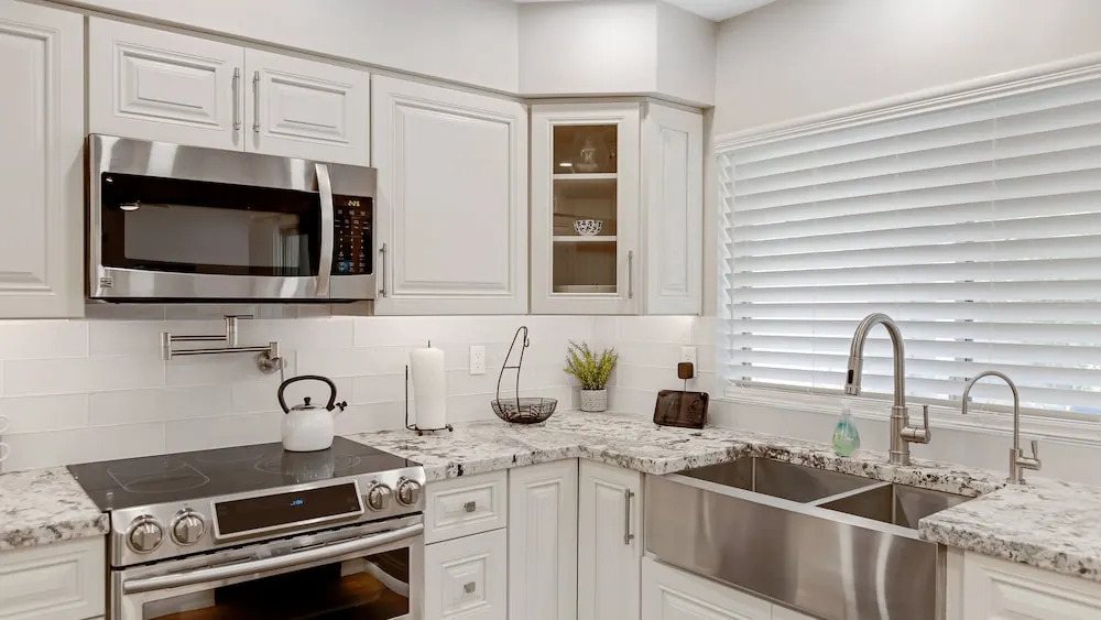 Luxe Central Scottsdale 4 Bdrm w/ Backyard Oasis!
