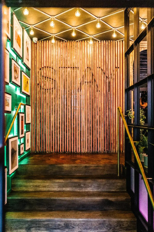 Stay Central Hotel
