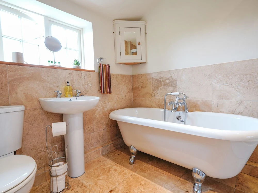 Cloudberry Cottage