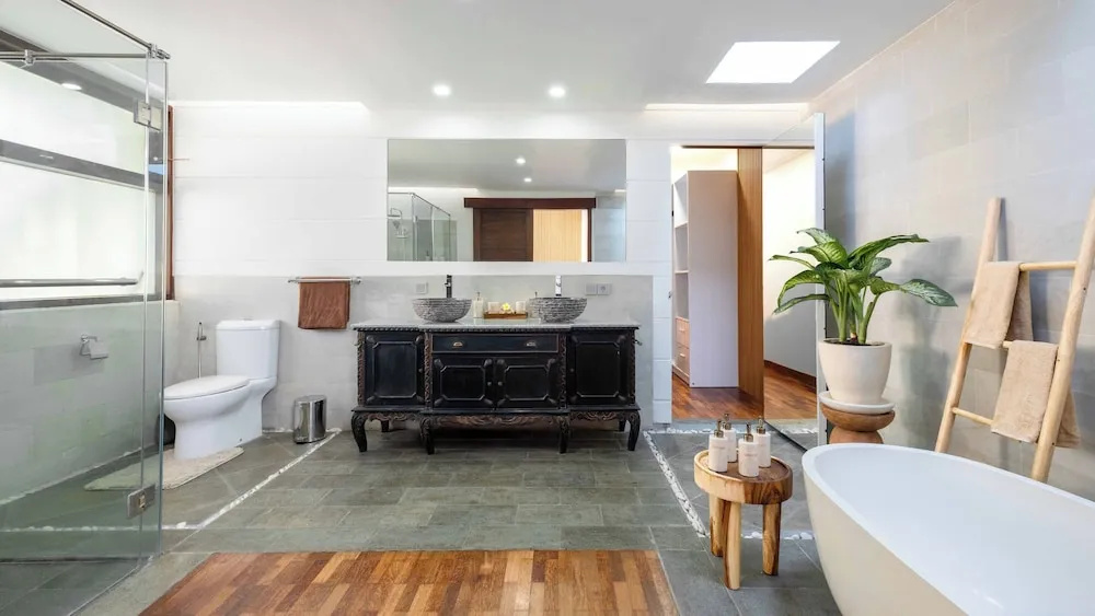 Villa Camilla 2 by Villa Finder