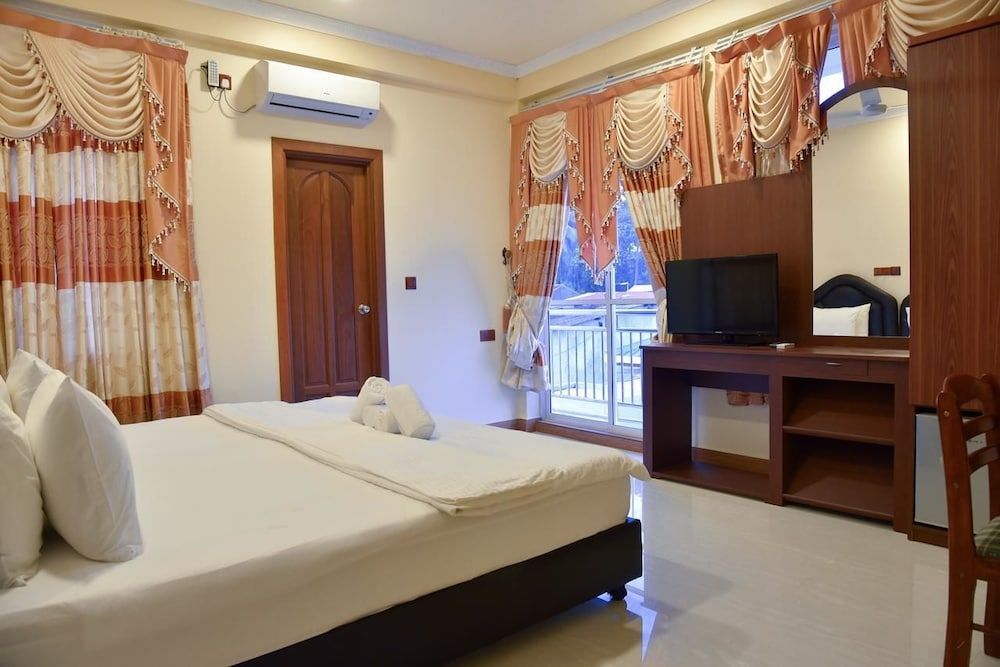 Nalaveshi Inn - Huraa