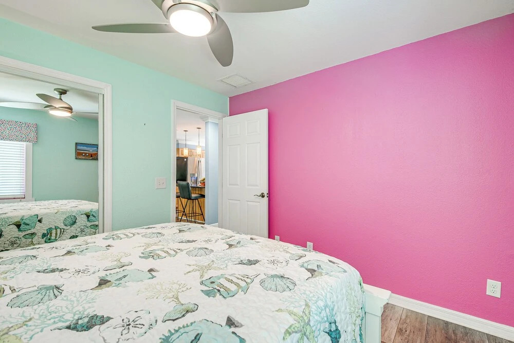 5 Mi to Beaches: Spacious Bradenton Home!