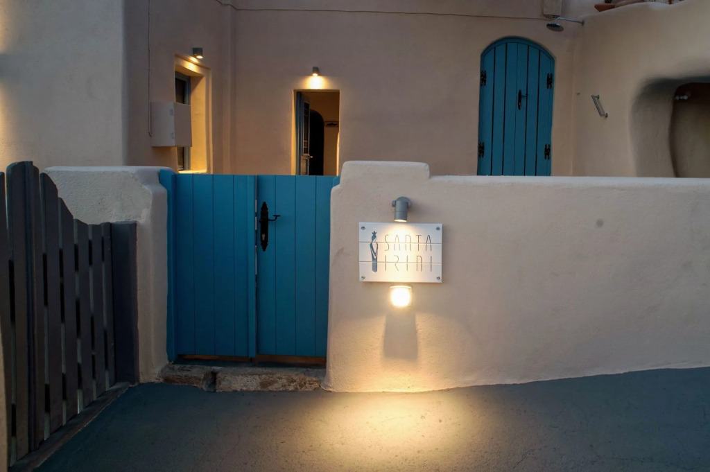 Nano Oia Villas