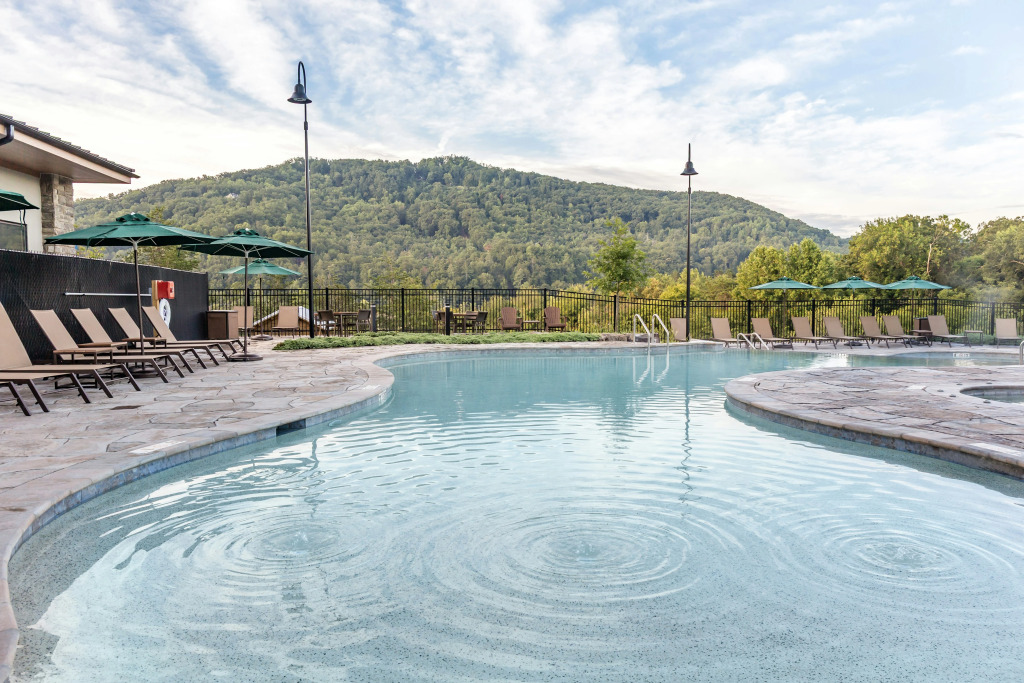 Hilton Vacation Club Mill Springs Lodge Pigeon Forge