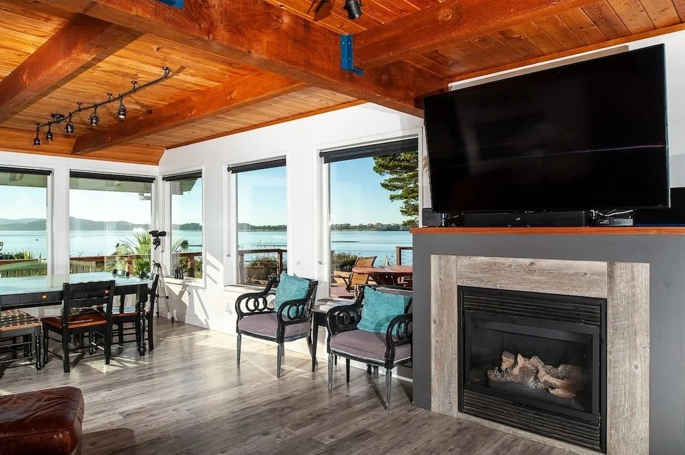 Heron 3 Br home by RedAwning