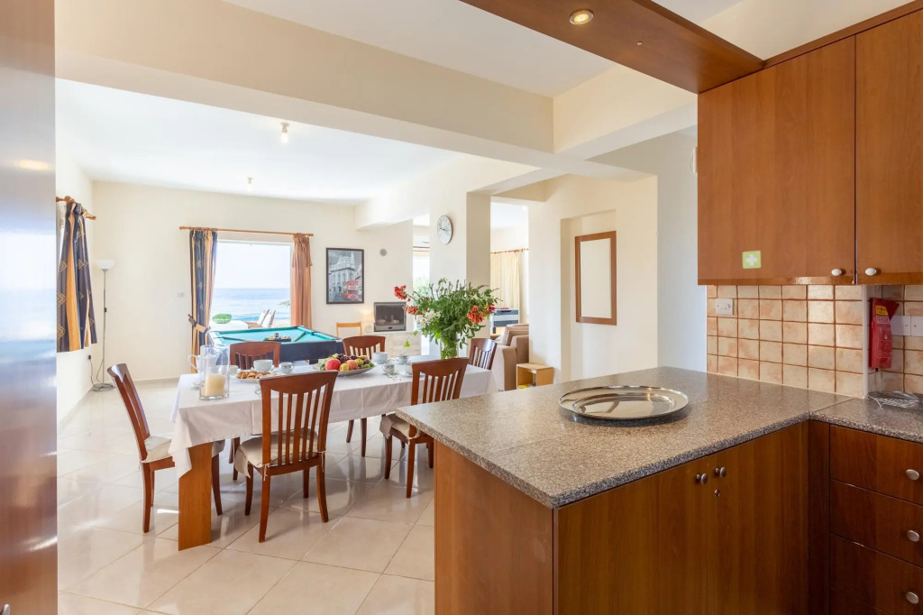 Kalisto Beach Villa