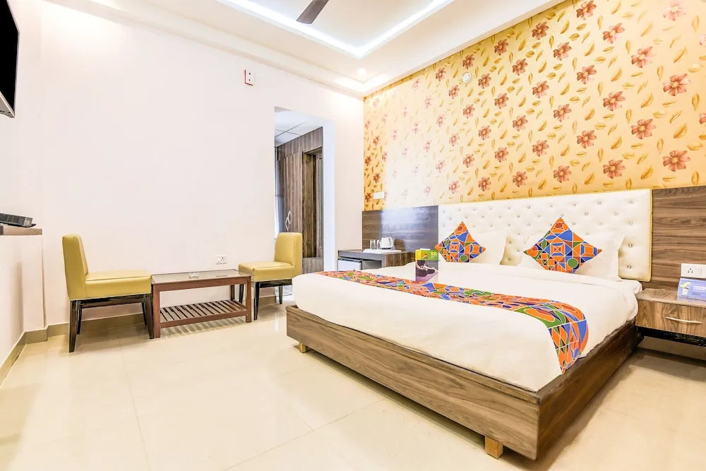 FabHotel Heaven Grand