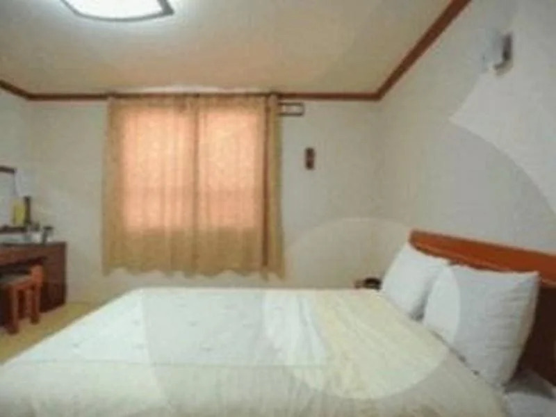 Goodstay Equus Motel