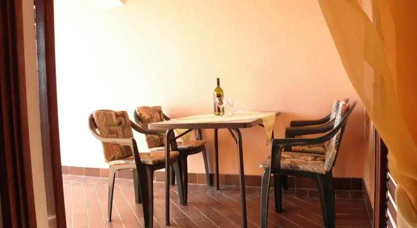 Rooms & Apartments Linda & Mario