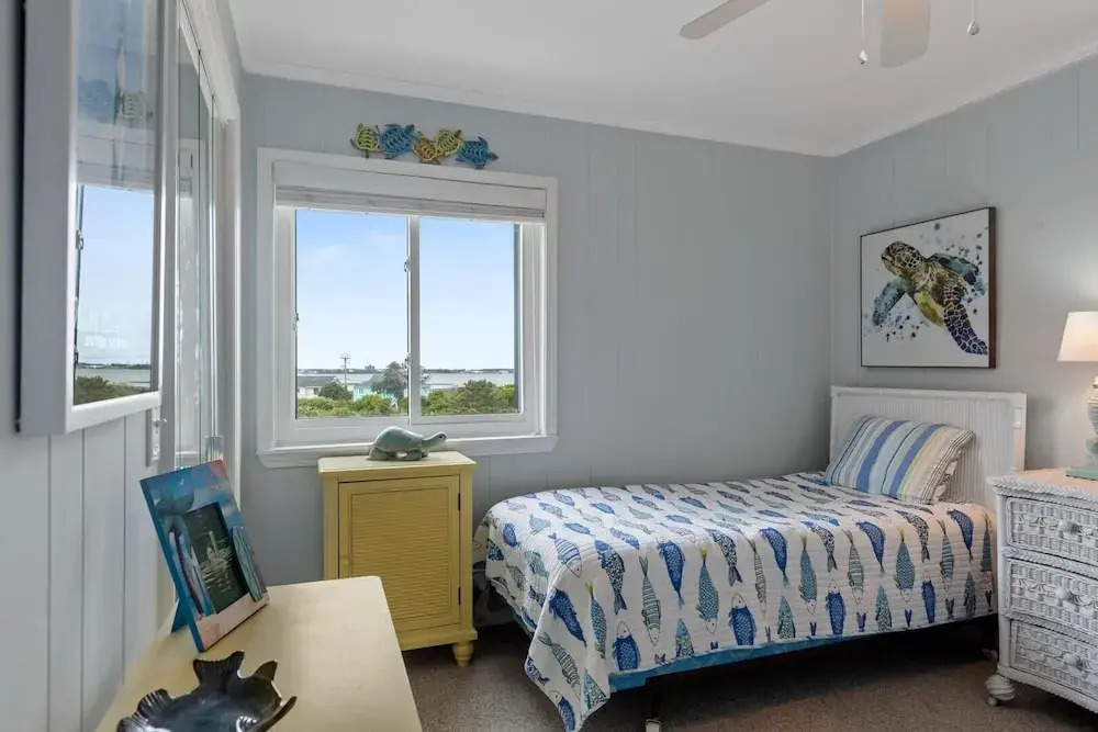 Southwinds J12 2 Bedroom Condo by RedAwning
