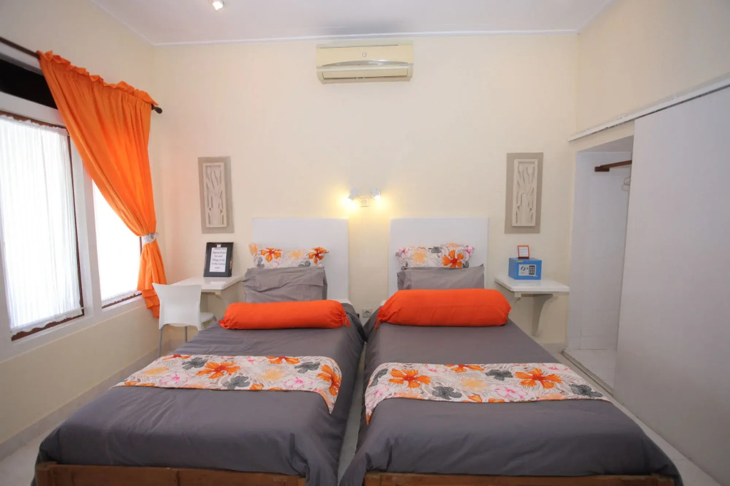 Villa Agung Beach Inn