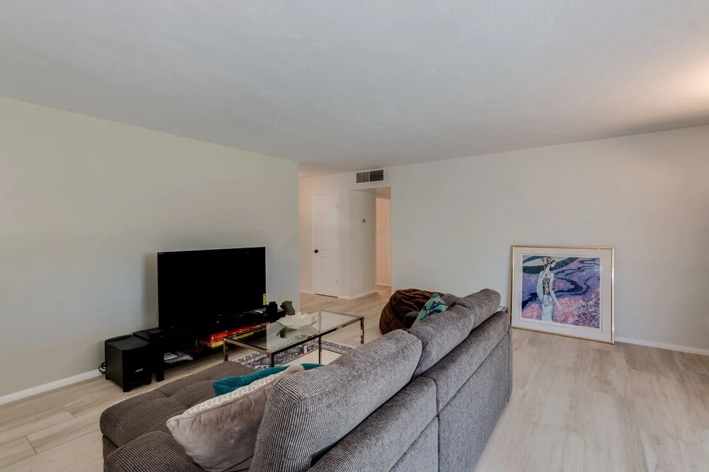 Hazelwood 2 Bedrooms 2 Bathrooms Home