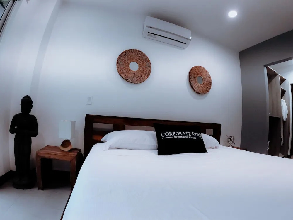 Urban Flats Studios by Corporate Stays