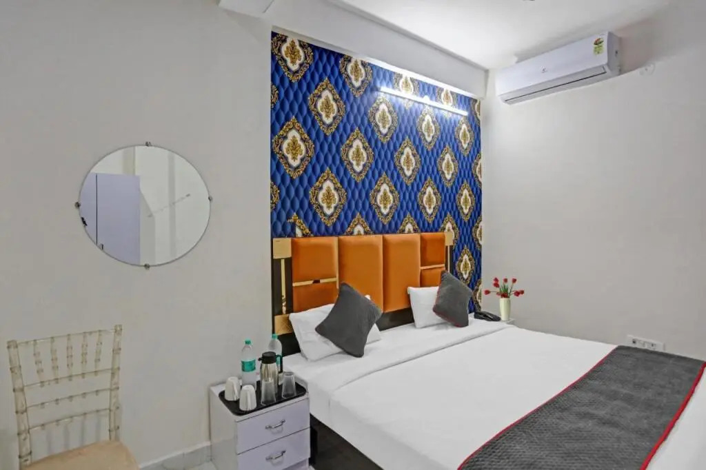 OYO Townhouse 1062 Paradise Inn