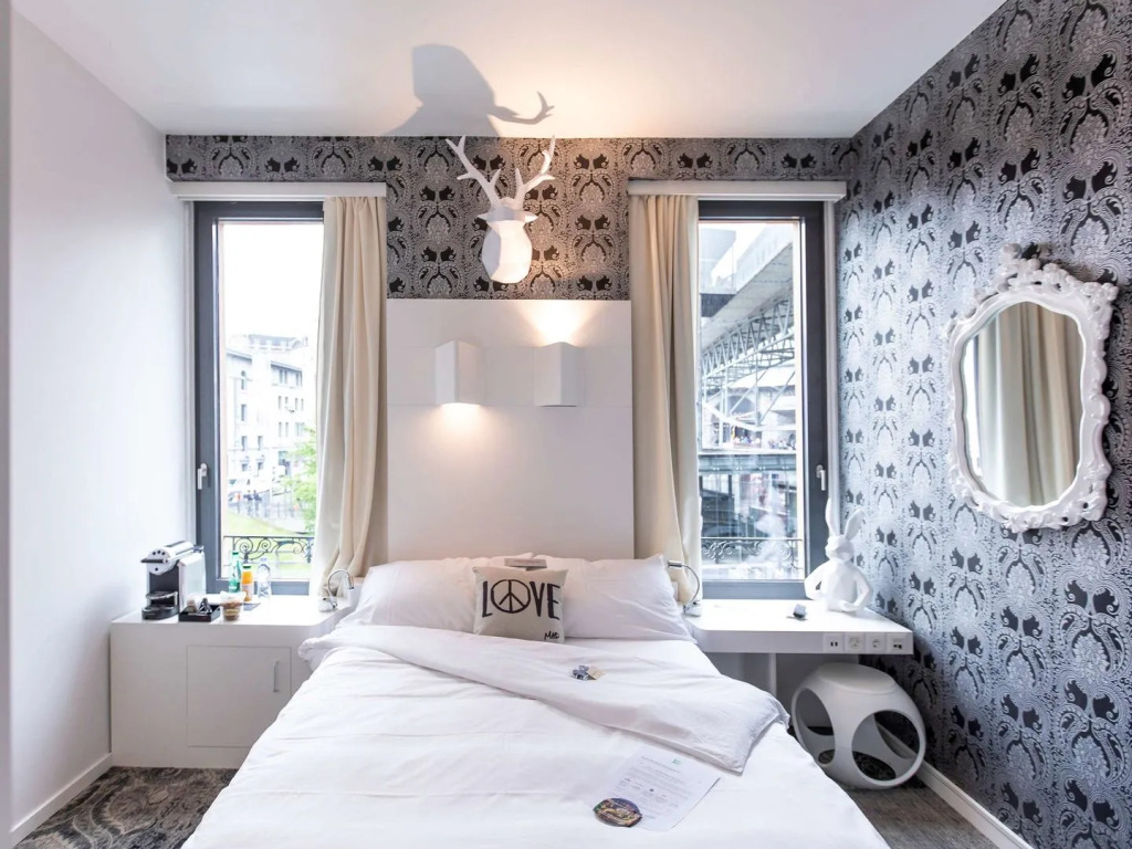 ibis Styles Lausanne Center MadHouse