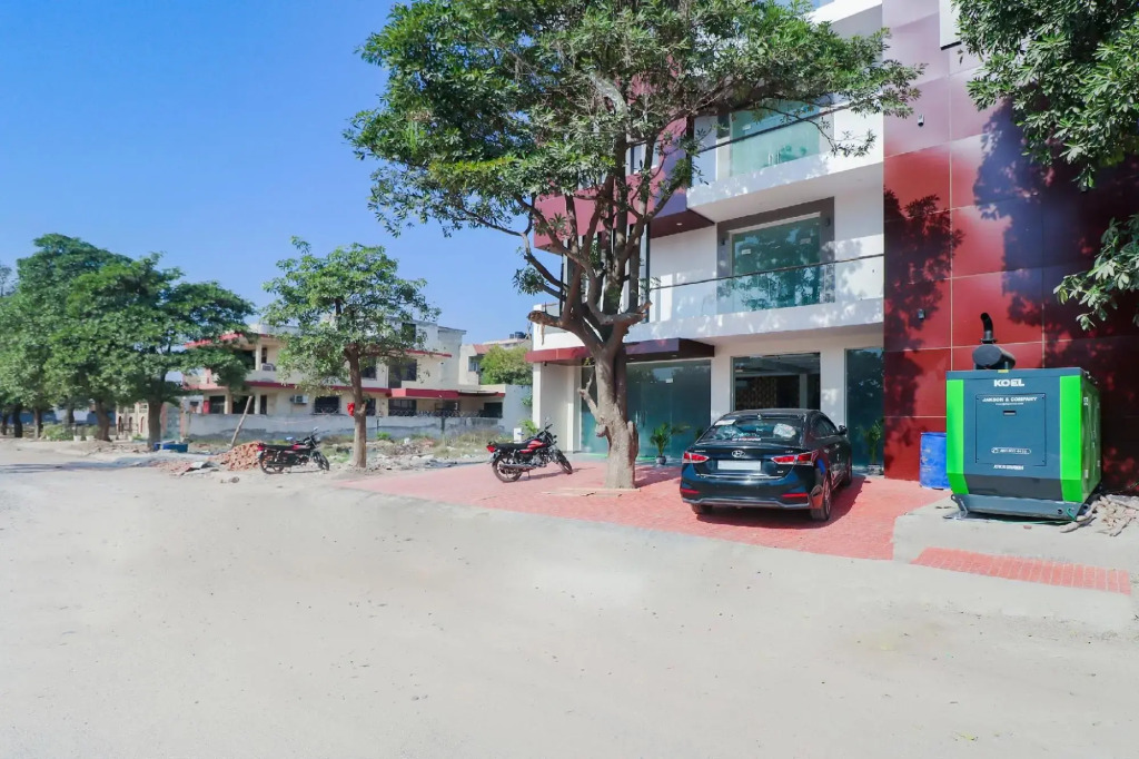 Hotel Green View by OYO Rooms