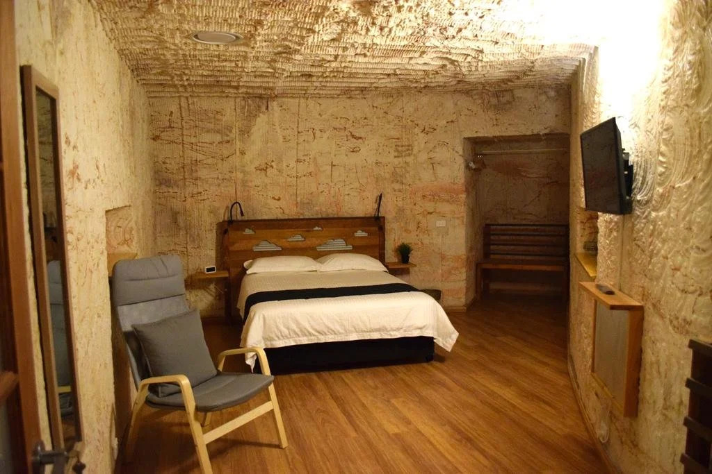 Dug Out B&B