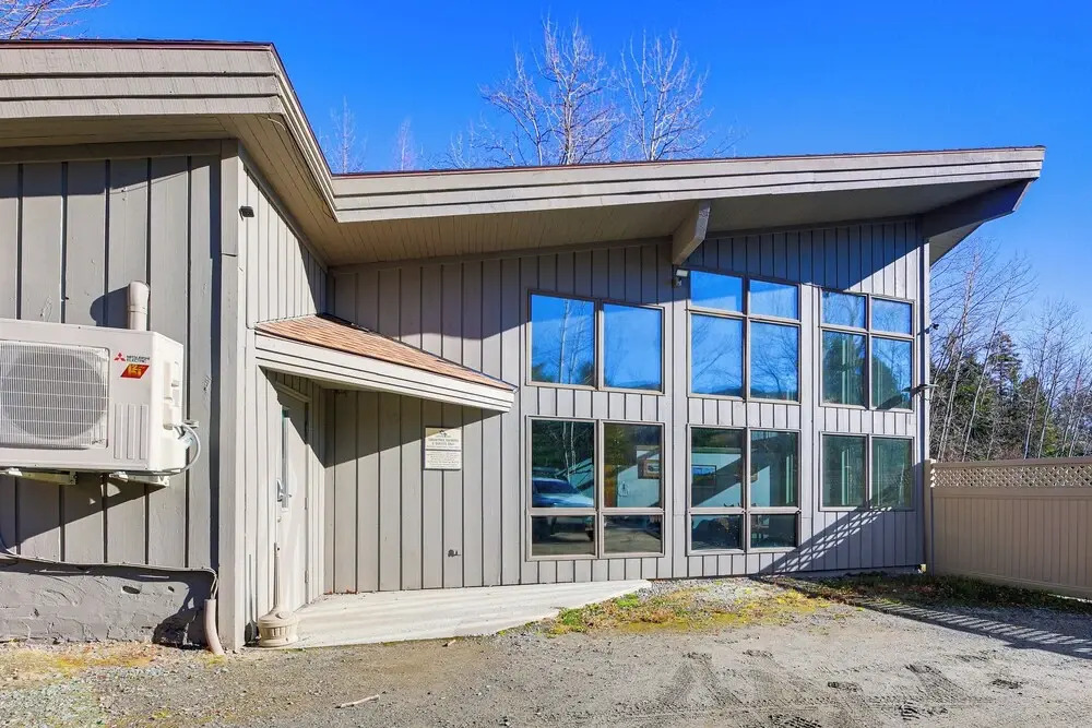 Walk to Mt Snow: Cozy West Dover Condo