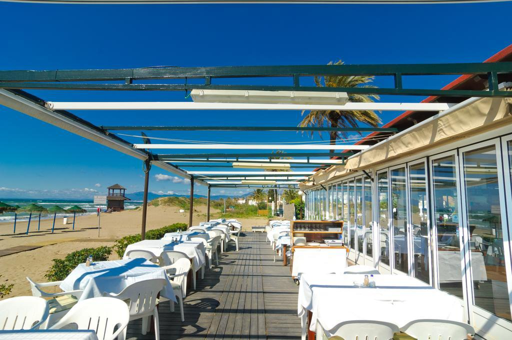 White Pearl Beach