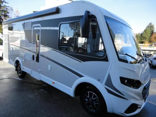 Camper Wohnmobil Sunlight I68