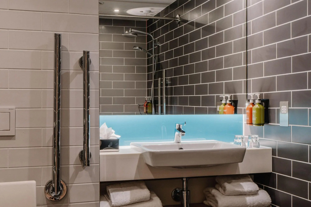 Holiday Inn Express Liverpool - Central by IHG