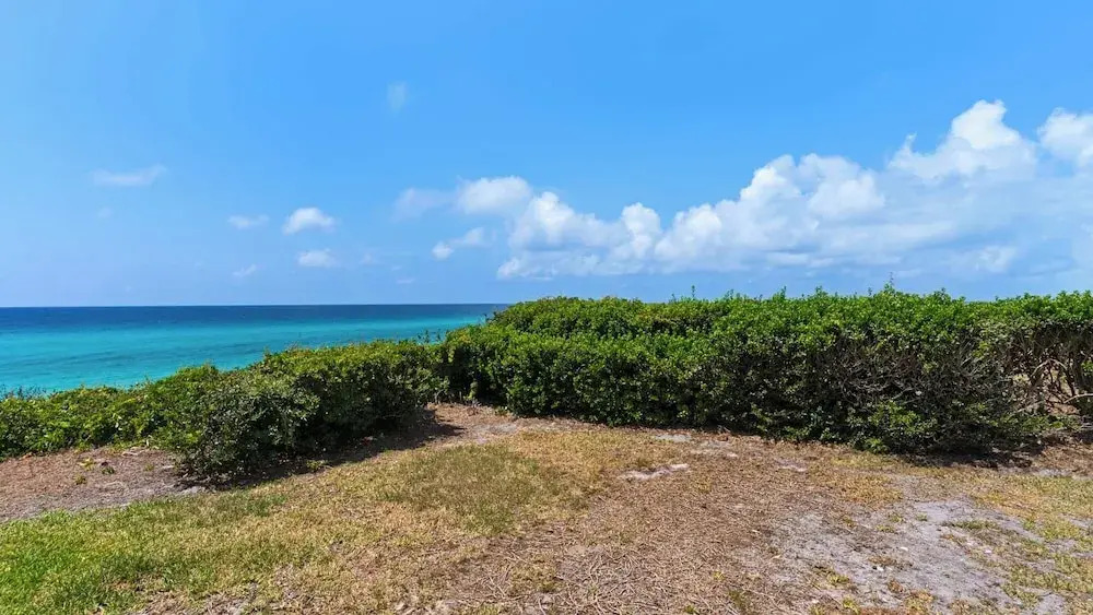 2BR Beachfront Townhome w/ Beach Service + Free Attraction Tickets!
