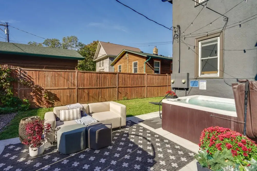 Pet-friendly Saint Paul Rental Near Downtown!