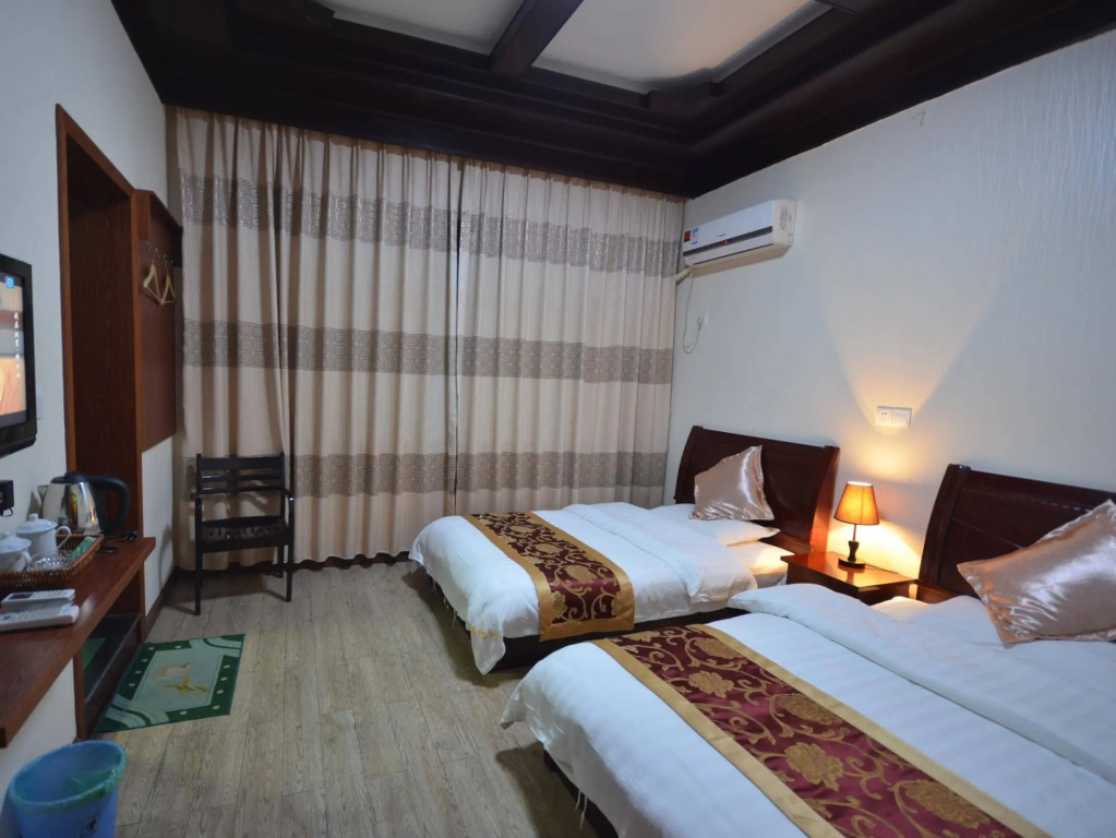 Wuzhen Jinhanghe Inn
