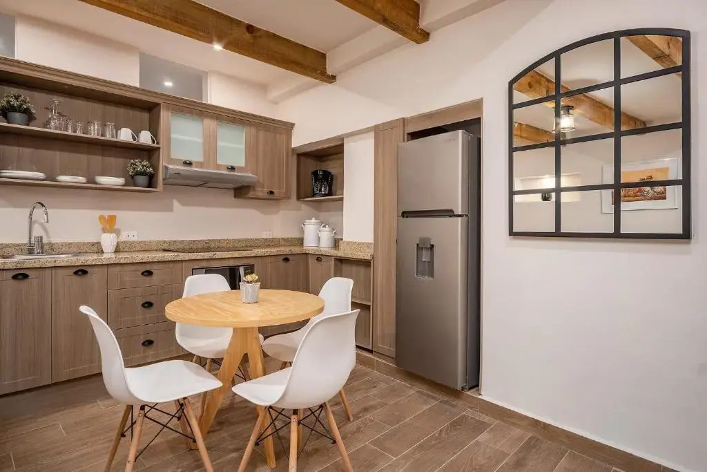 Casa Pandurata 2 Bedroom Suite - AC Heat WIFI