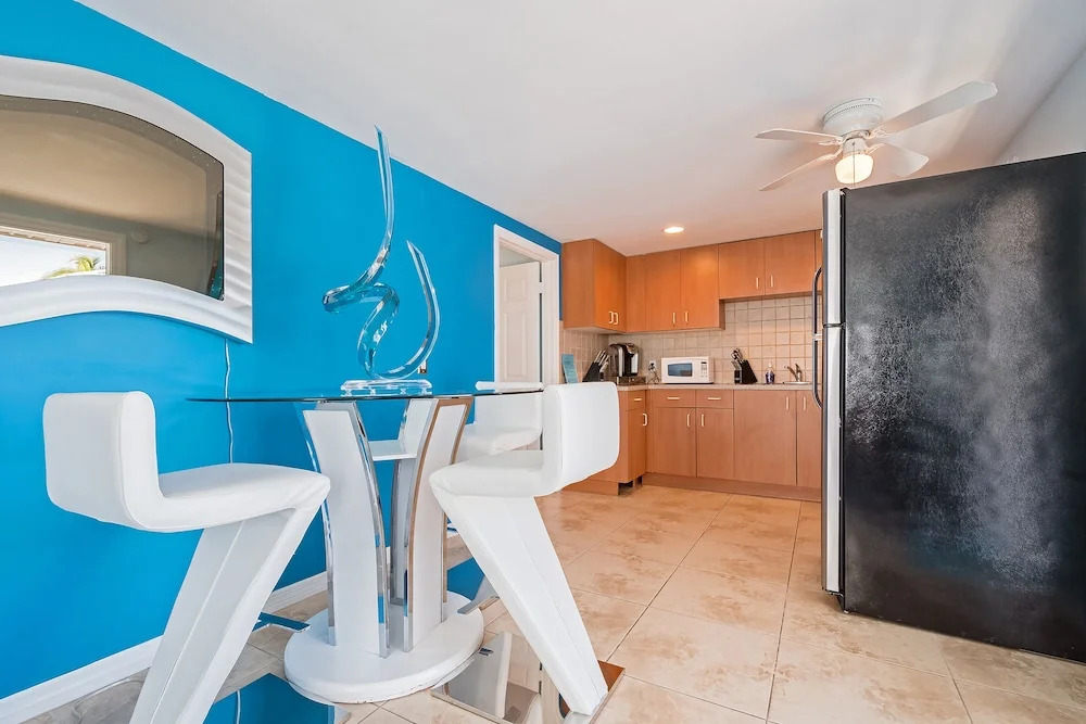 Flamingo Estate #2 - Two Bedroom Apartment