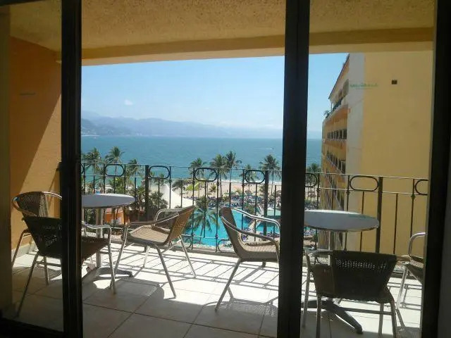 Sea River Condo 633