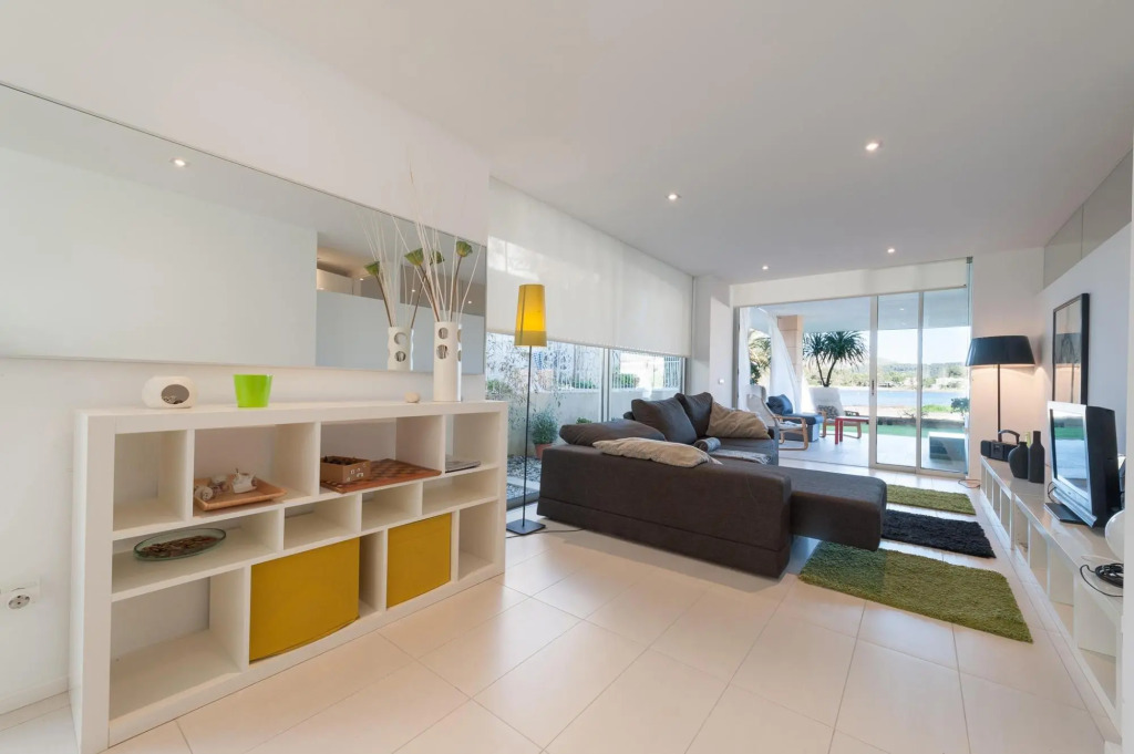 TARIDA - Modern apartment with beautiful sea views Free WIFI