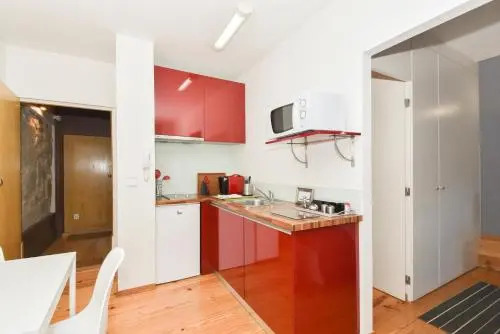 Almada Apartments 468