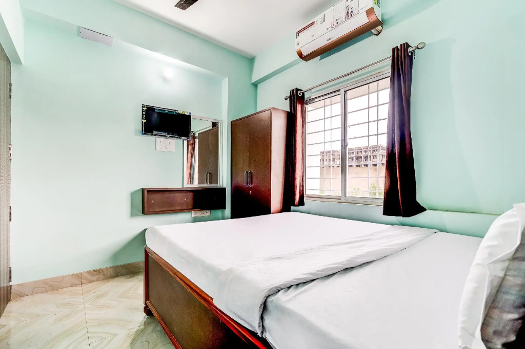 Hotel Ashish Kiran by OYO Rooms