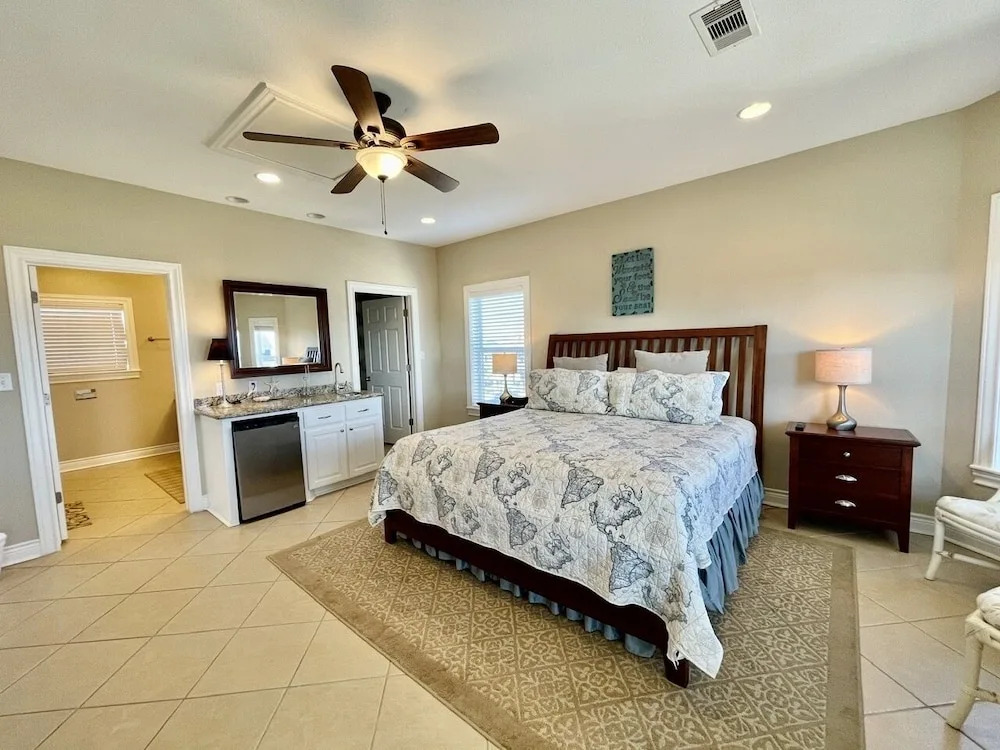 Deja View 3 Bedroom Home