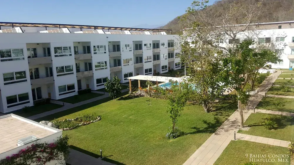 9 Bahias Condos con club de playa