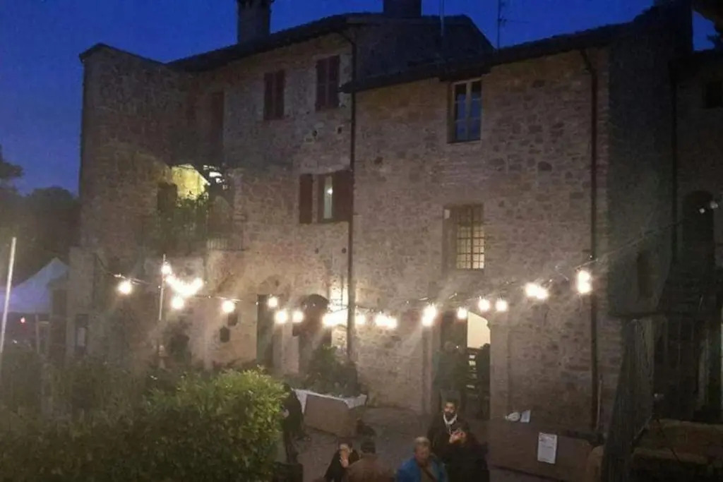 Casa vacanze Castello di Beviglie historical apartment for family