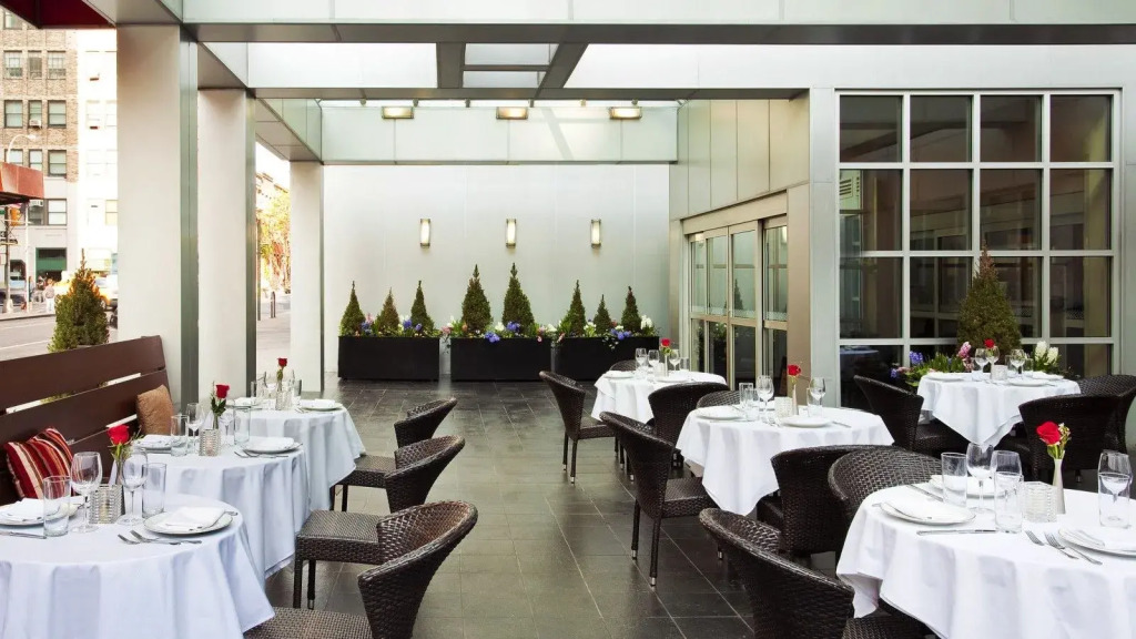 Four Points by Sheraton Manhattan SoHo Village