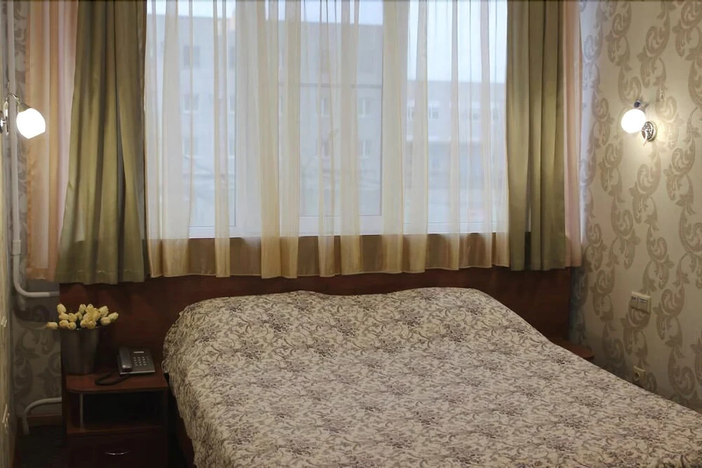 Paradise Hotel