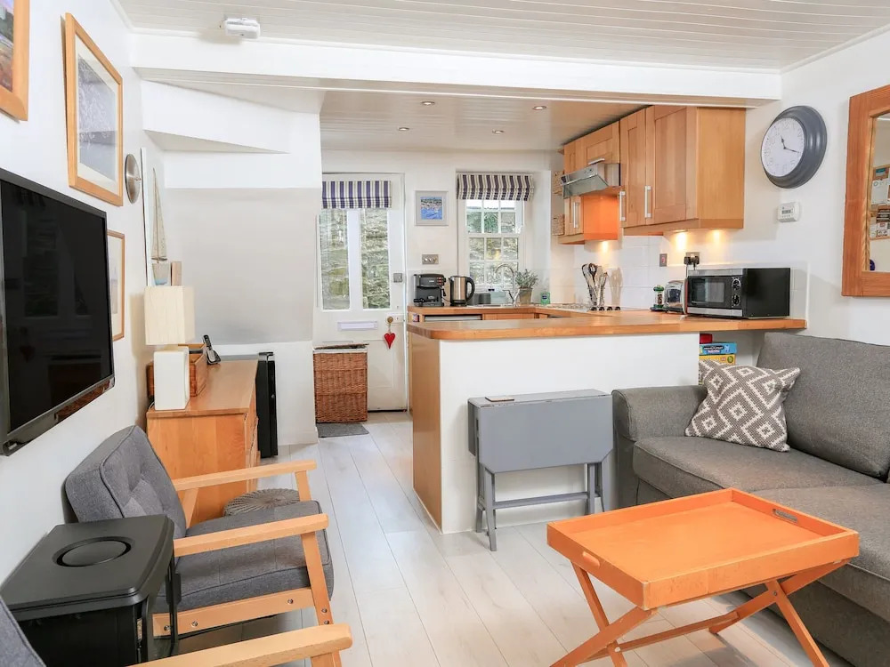 Blueboat Cottage