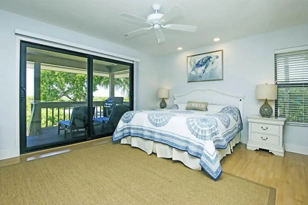 South Seas Beach House 22