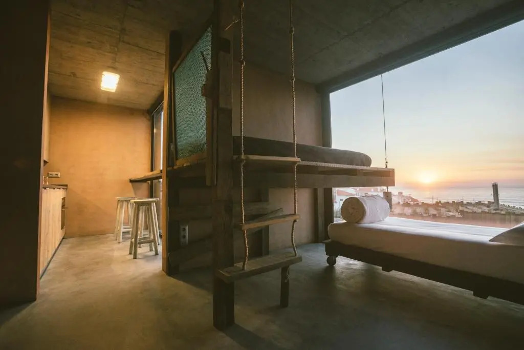 Noah Surf House Portugal